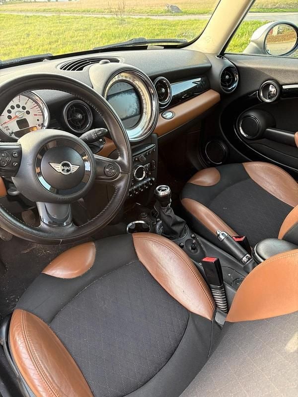 Gebraucht Mini Cooper S 122 PS (89 kW) 2011 Braun Kleinwagen