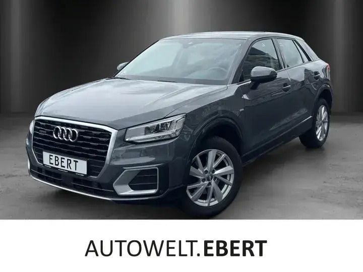 Gebraucht Audi Q2 Design 190 PS (139 kW) 2018 Grau SUV