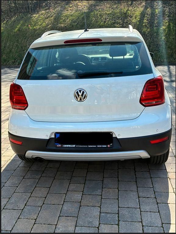 Gebraucht VW Polo Cross 90 PS (66 kW) 2015 Weiß Kleinwagen