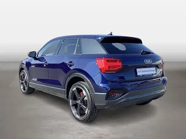 Gebraucht Audi Q2 Advanced 150 PS (110 kW) 2025 Navarrablau metallic SUV