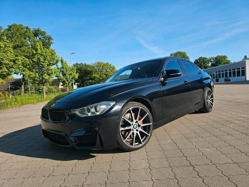 Schwarz Gebraucht 2012 BMW 335 M Performance Limousine | 21.700 € (Guter Preis) - Bild 1/4