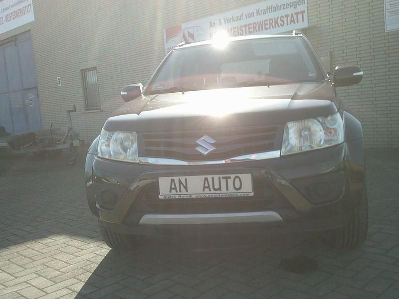 Gebraucht Suzuki Vitara 129 PS (94 kW) 2014 Braun SUV