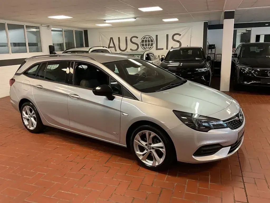 Gebraucht Opel Astra Design & Tech 130 PS (95 kW) 2022 Argon silber (metallic) Kleinwagen