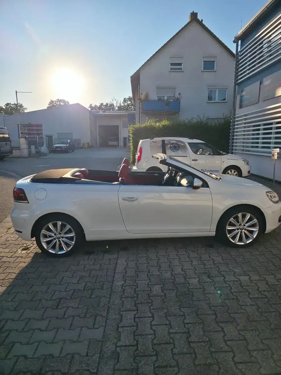 Gebraucht VW Golf Cabriolet 105 PS (77 kW) 2012 Weiß Cabrio