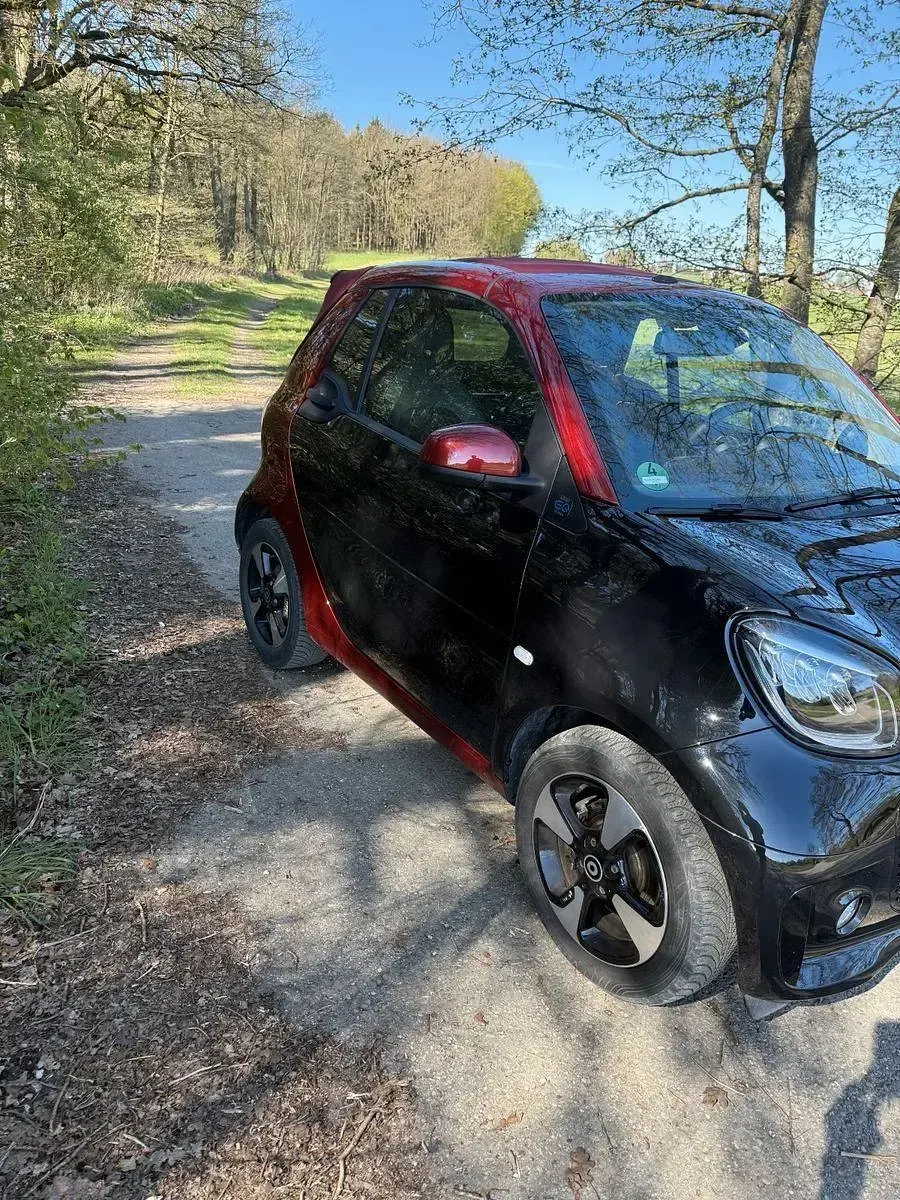 Gebraucht Smart ForTwo Coupé 60 kW (82 PS) 2023 Schwarz Cabrio