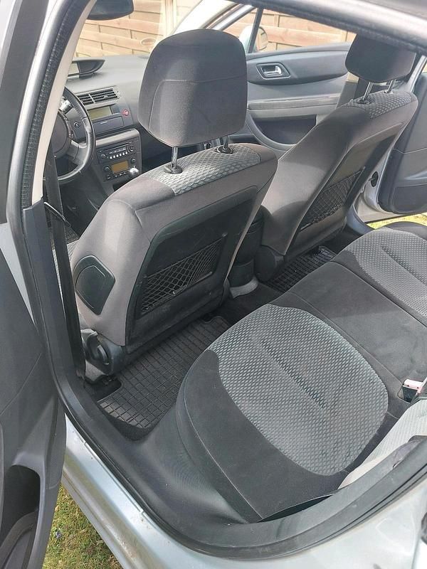 Gebraucht Citroën C4 109 PS (80 kW) 2006 Silber Limousine
