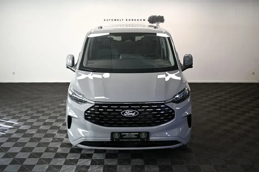 Gebraucht Ford Tourneo Titanium X 170 PS (125 kW) 2025 Grau Van / Kleinbus