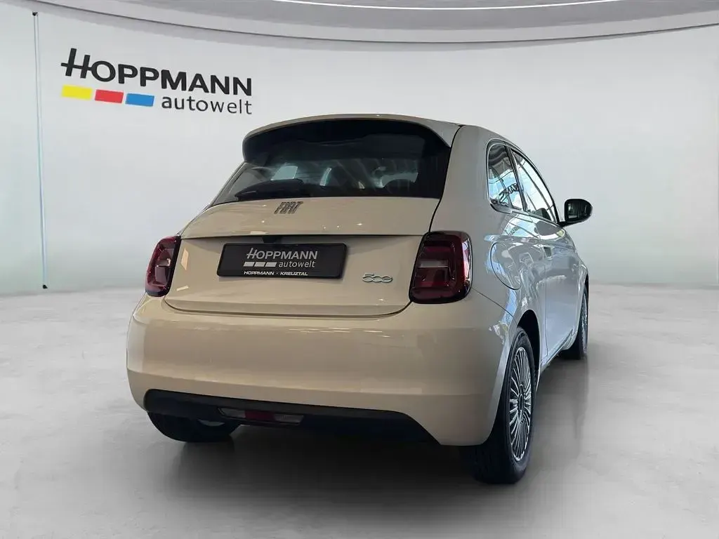 Neu Fiat 500e Icon 69 kW (95 PS) 2026 Weiß Limousine