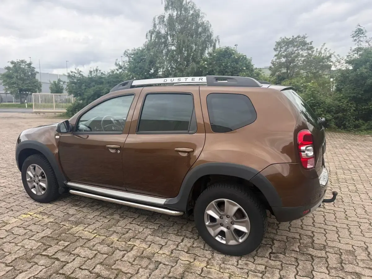 Gebraucht Dacia Duster Prestige 125 PS (91 kW) 2014 Braun SUV