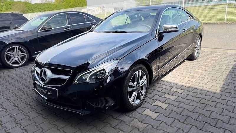 Second-hand Mercedes E250 211 CP (155 kW) 2013 Negru Coupe