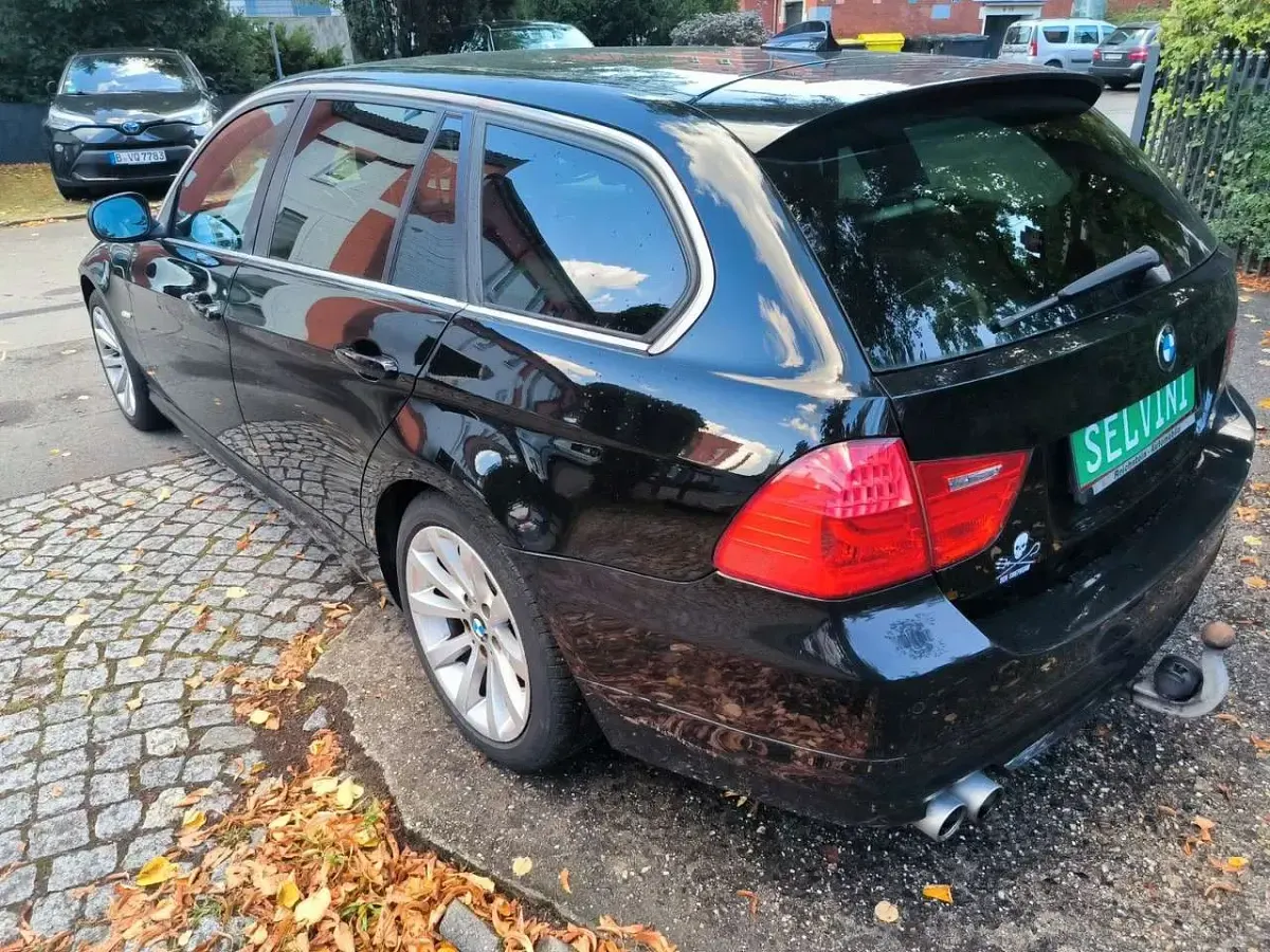 Occasion BMW 330 245 ch (180 kW) 2011 Noir Break