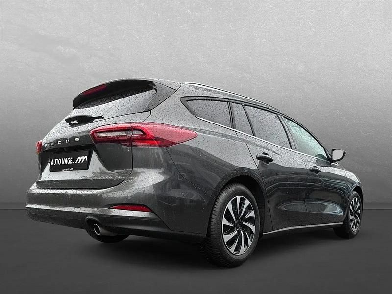 Gebraucht Ford Focus Titanium 125 PS (91 kW) 2024 Andere Limousine