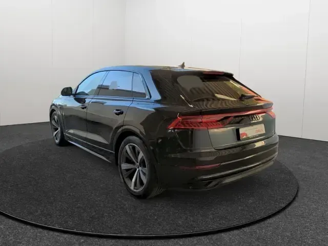 Gebraucht Audi Q8 Basis 286 PS (210 kW) 2022 Schwarz SUV