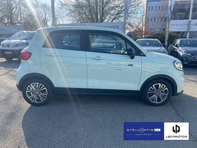 Neu Leapmotor T03 69 kW (95 PS) 2026 Grün Kleinwagen