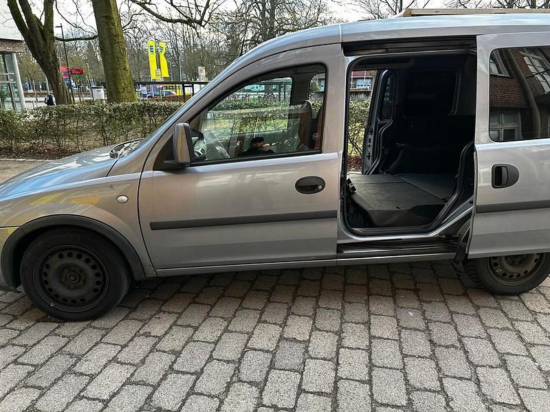 Gebraucht Opel Combo 101 PS (74 kW) 2009 Grau Van / Kleinbus