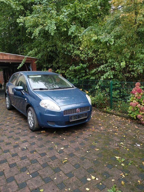 Blau Gebraucht 2008 Fiat Grande Punto Dynamic Kleinwagen | 2.800 € (Fairer Preis) - Bild 1/4
