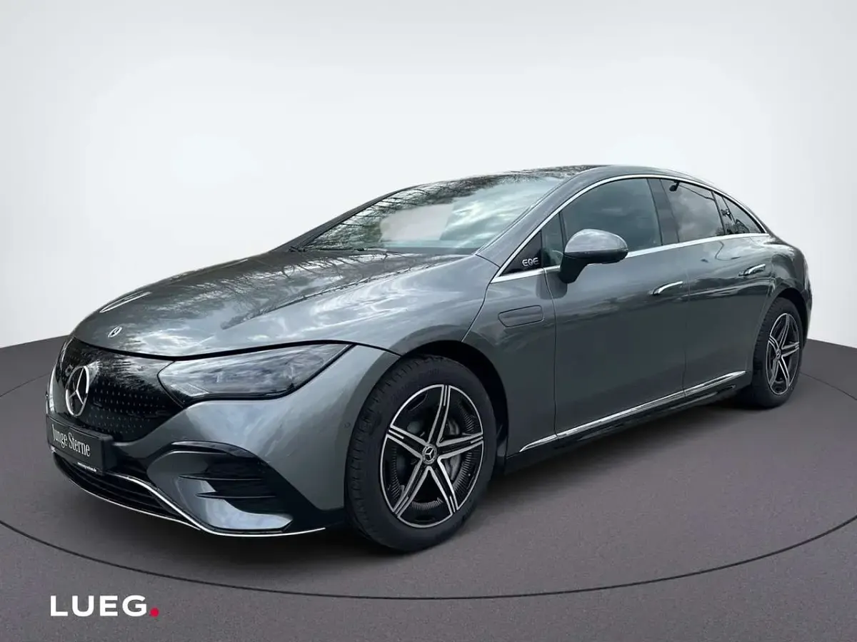 Gebraucht Mercedes EQE300 AMG 180 kW (245 PS) 2025 Grau Limousine