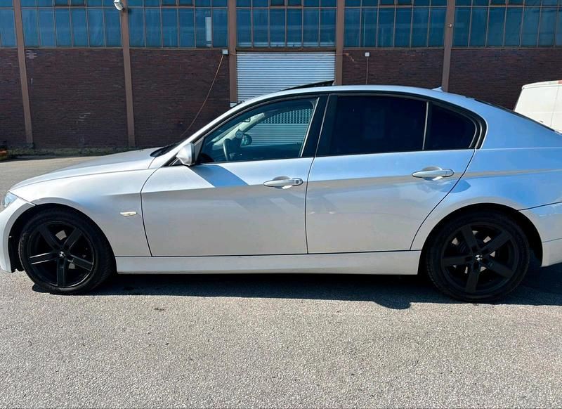 Usata BMW 320 150 CV (110 kW) 2005 Argento Berlina