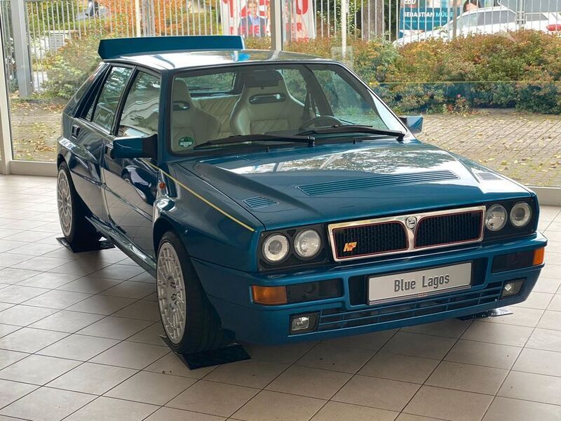 Blau Gebraucht 1994 Lancia Delta Limousine | 142.000 € - Bild 1/4