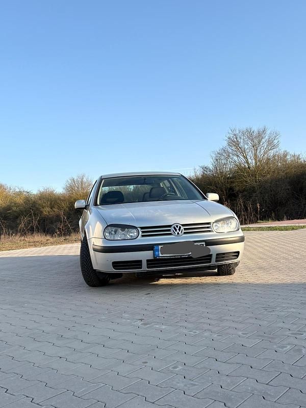 Gebraucht VW Golf IV 101 PS (74 kW) 1999 Grau Kleinwagen