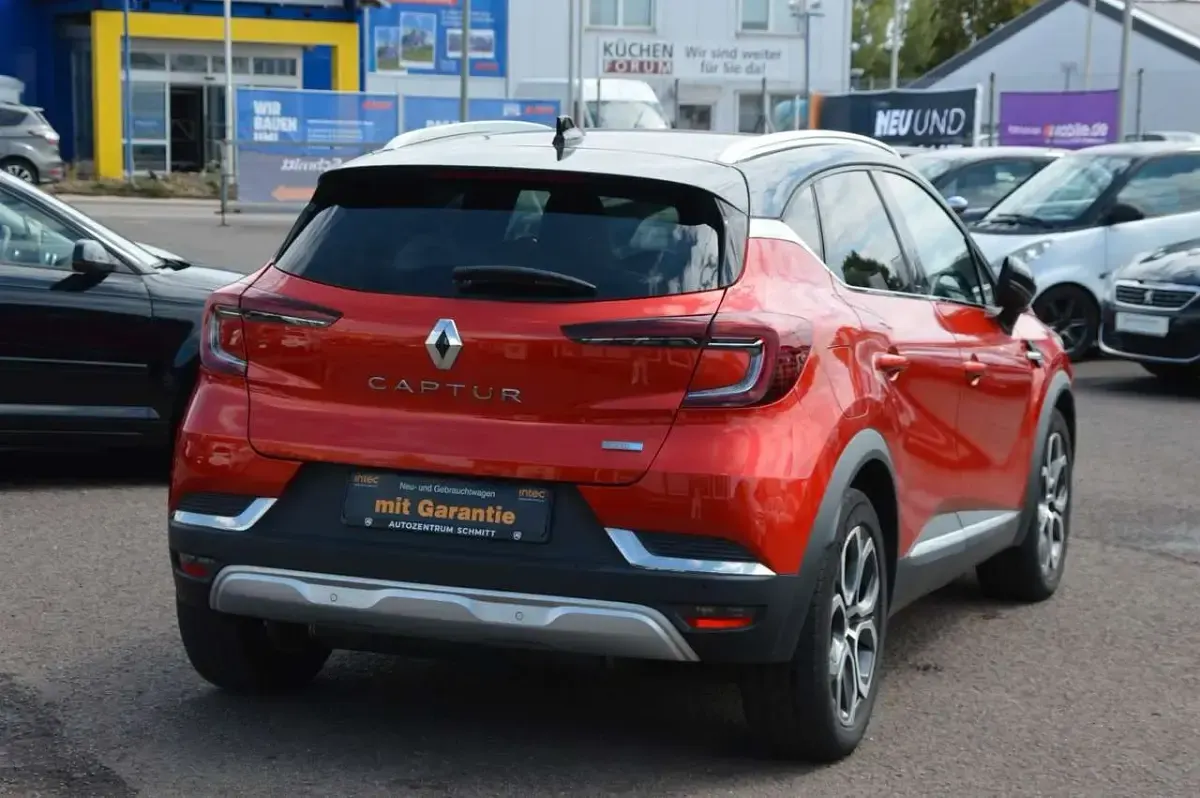 Gebraucht Renault Captur 92 PS (67 kW) 2021 Rot SUV