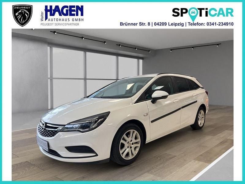 Gebraucht Opel Astra Edition 95 PS (69 kW) 2018 Schnee weiß Kombi