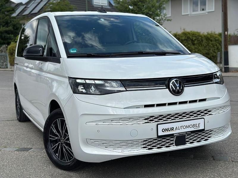 Weiß Gebraucht 2023 VW T7 Life Van | 43.950 € (Guter Preis) - Bild 1/4