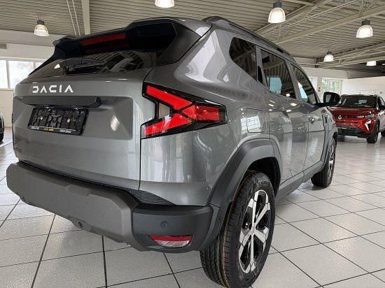 Neu Dacia Duster Journey 122 PS (89 kW) 2026 Grau SUV