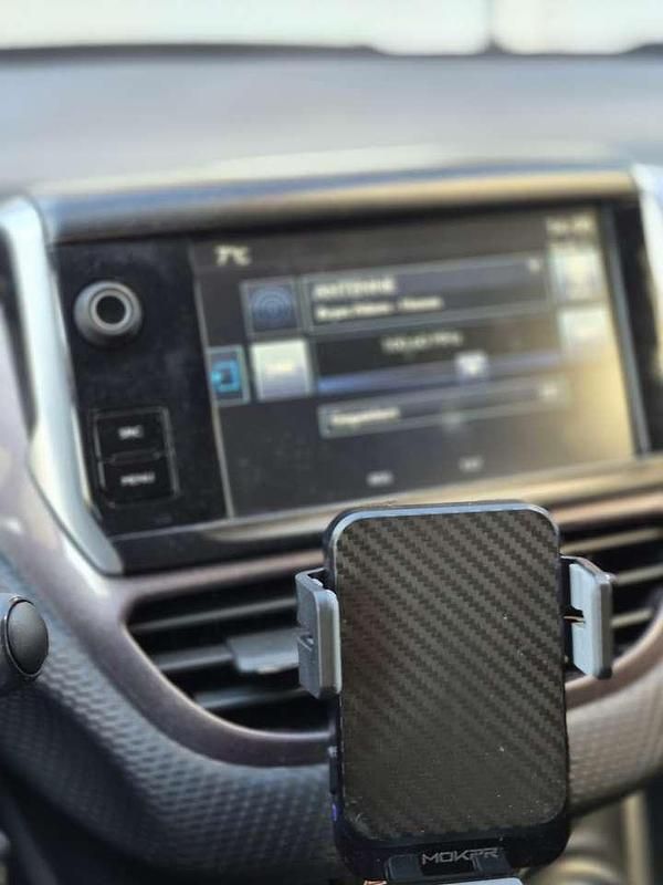 Gebraucht Peugeot 2008 Access 82 PS (60 kW) 2015 Rot SUV