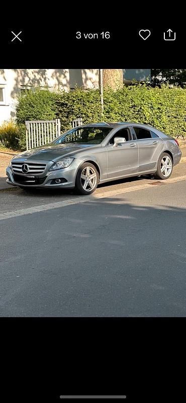Grau Gebraucht 2011 Mercedes CLS350 Limousine | 13.000 € (Guter Preis) - Bild 1/4