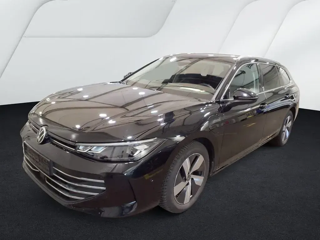 Gebraucht VW Passat Business 150 PS (110 kW) 2025 Grenadillschwarz Kombi