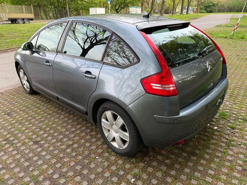 Gebraucht Citroën C4 109 PS (80 kW) 2007 Grau Limousine