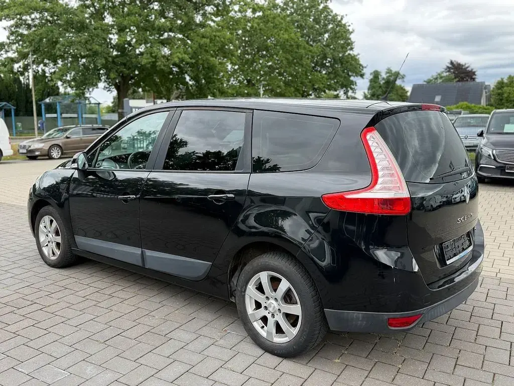 Gebraucht Renault Scénic III Expression 106 PS (77 kW) 2011 Schwarz Van / Kleinbus