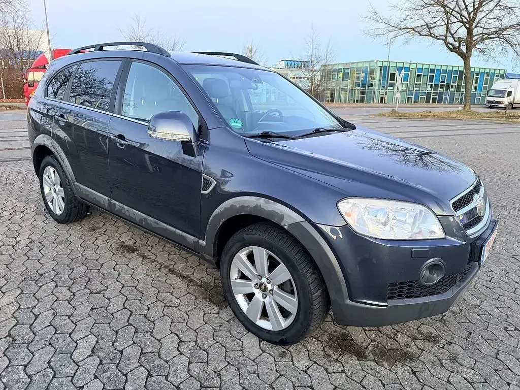 Gebraucht Chevrolet Captiva LT 150 PS (110 kW) 2009 Schwarz SUV