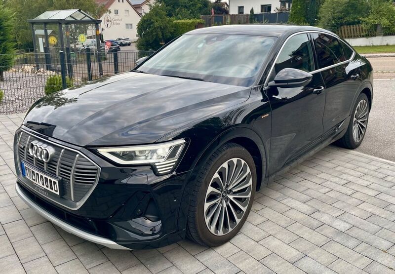 Schwarz Gebraucht 2021 Audi e-tron S-Line SUV | 31.300 € (Fairer Preis) - Bild 1/4