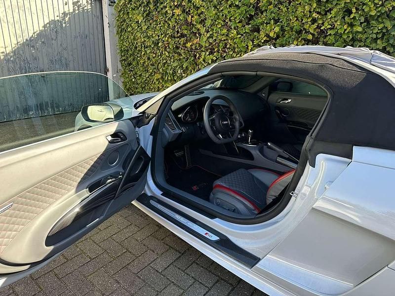 Gebraucht Audi R8 Spyder 525 PS (386 kW) 2015 Grau Cabrio