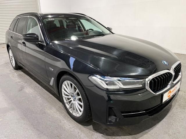 Gebraucht BMW 530e 184 PS (135 kW) 2021 Schwarz Kombi