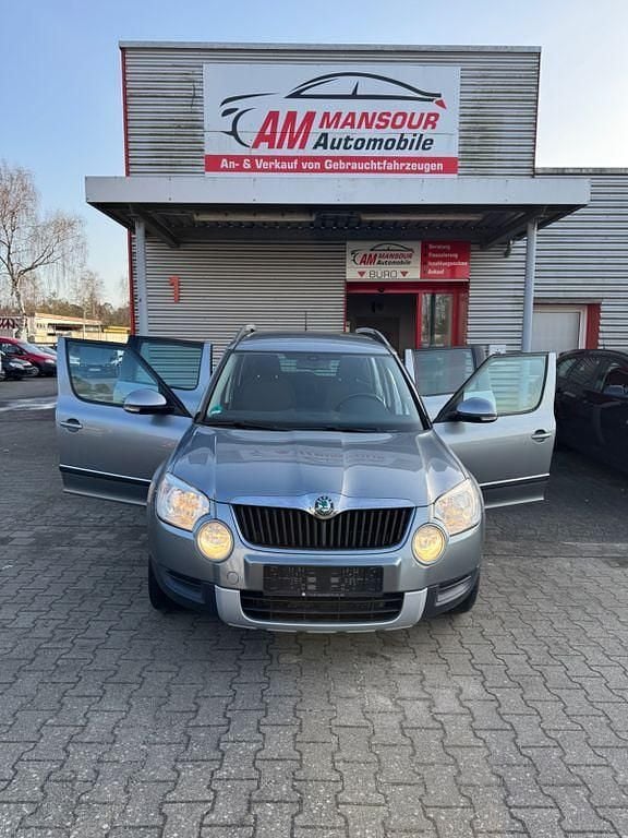 Gebraucht Skoda Yeti Ambition 105 PS (77 kW) 2012 Grau SUV