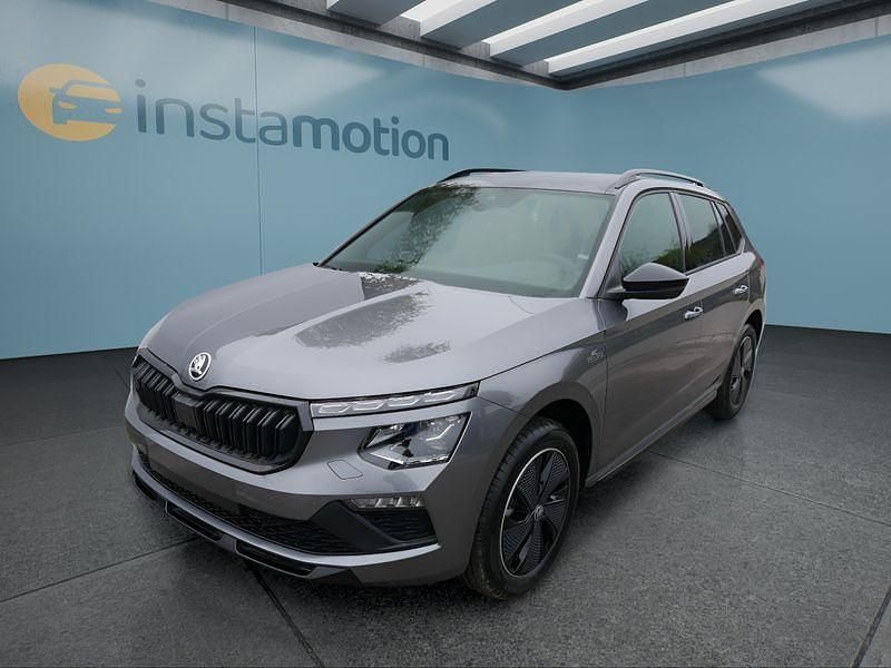 Blau Neu 2025 Skoda Kamiq Monte Carlo SUV | 30.799 € (Fairer Preis) - Bild 1/4