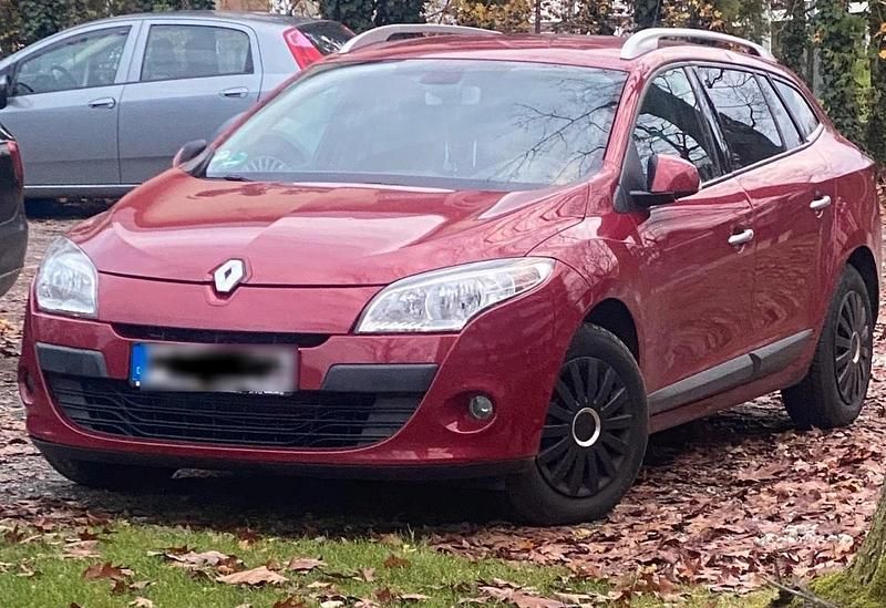Gebraucht Renault Mégane GrandTour 100 PS (73 kW) 2024 Rot Kombi