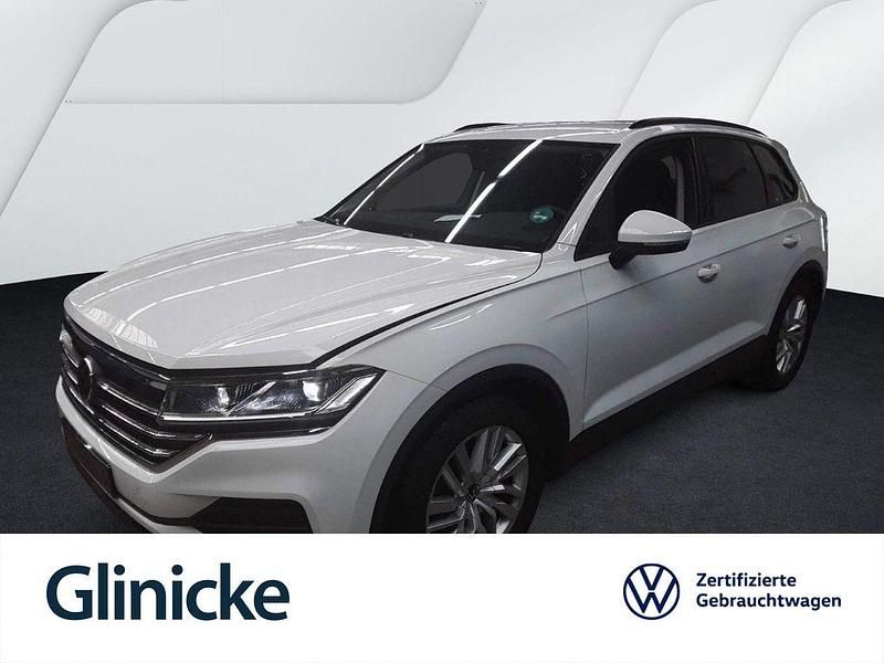 Gebraucht VW Touareg 231 PS (169 kW) 2025 Pure white SUV