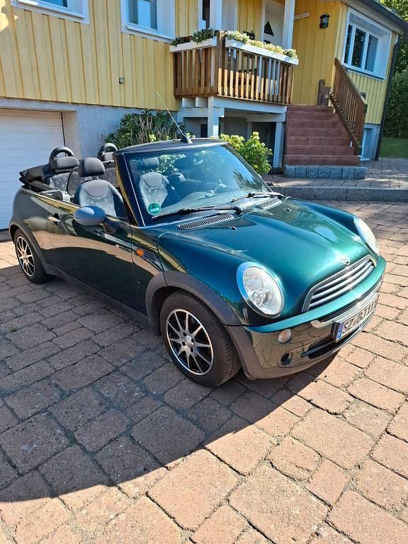 Grün Gebraucht 2004 Mini One Cabriolet Cabrio | 3.000 € (Fairer Preis) - Bild 1/4