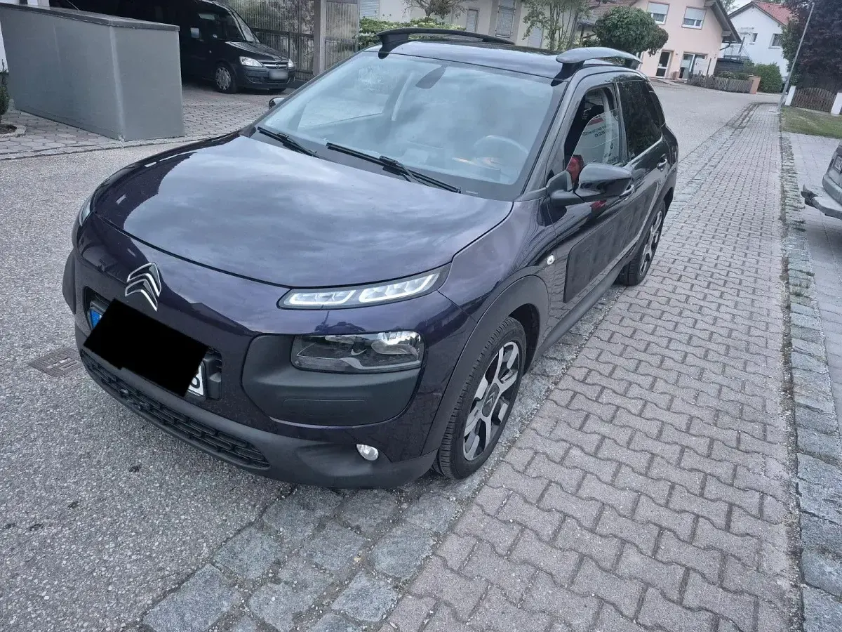 Gebraucht Citroën C4 PureTech 110 PS (80 kW) 2015 Schwarz Limousine