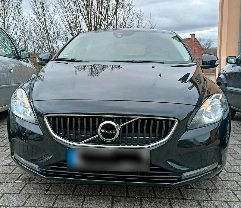 Gebraucht Volvo V40 150 PS (110 kW) 2018 Schwarz Kombi