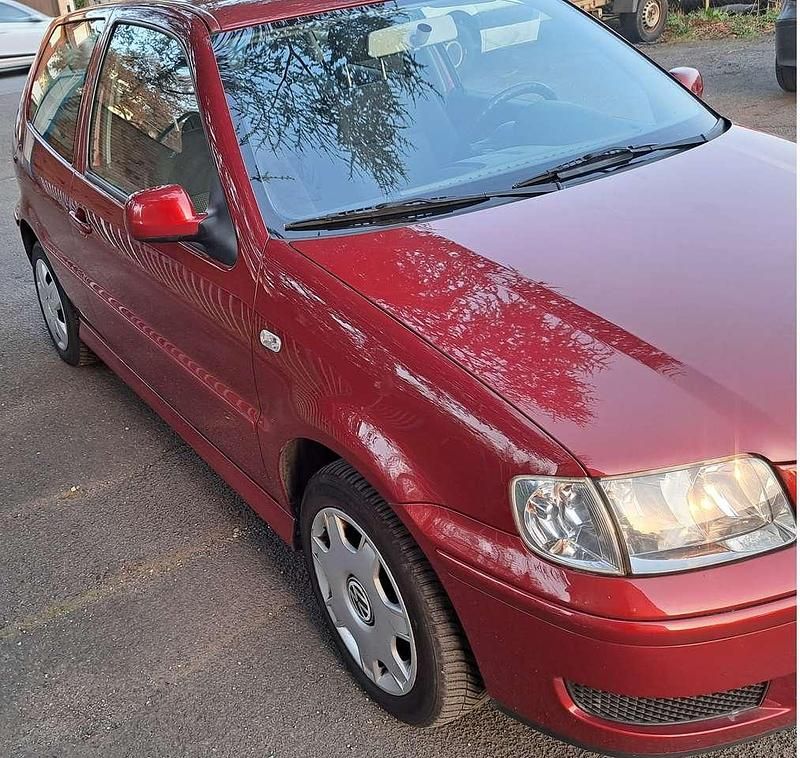 Gebraucht VW Polo Comfortline 50 PS (36 kW) 2001 Weinrot Limousine