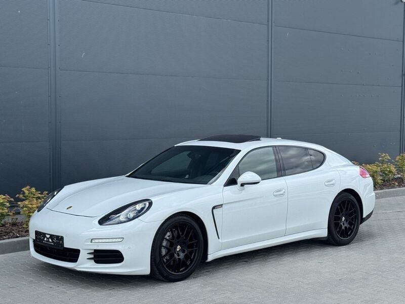 Weiß Gebraucht 2014 Porsche Panamera Limousine | 21.950 € - Bild 1/4