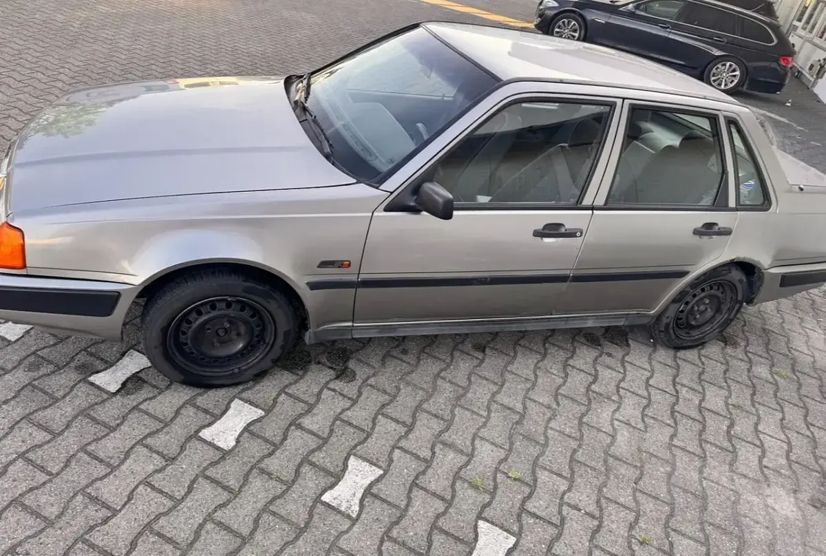 Gebraucht Volvo 460 1992 Limousine