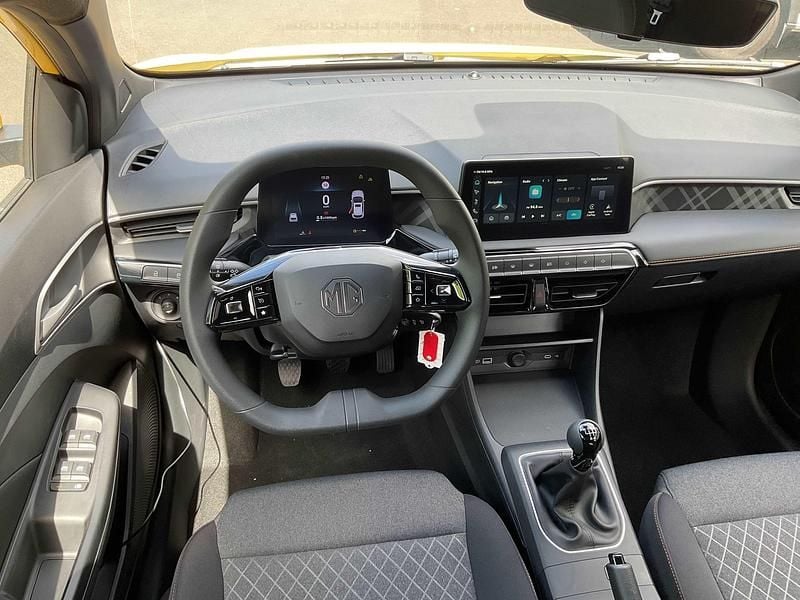Neu MG MG3 116 PS (85 kW) 2025 Gelb Kleinwagen