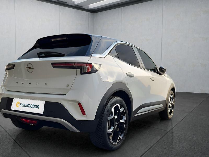 Gebraucht Opel Mokka-e Ultimate 100 kW (136 PS) 2023 Weiß SUV