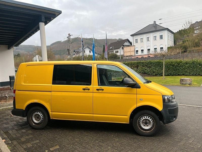 Gebraucht VW Transporter 84 PS (61 kW) 2013 Gelb Van